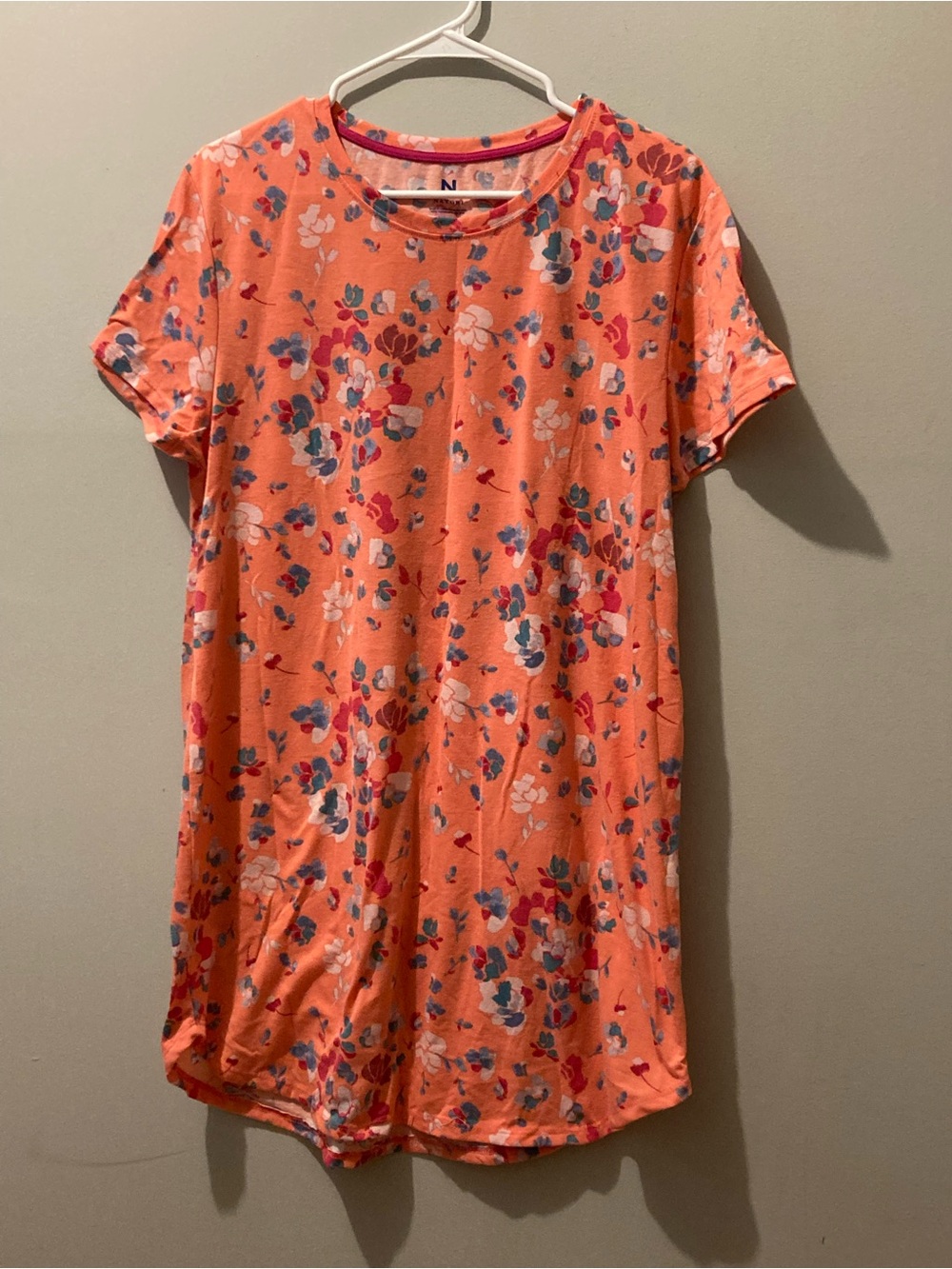 Natori Floral Short Sleeve Top Medium Soft Peach Pink Lounge Casual Tee